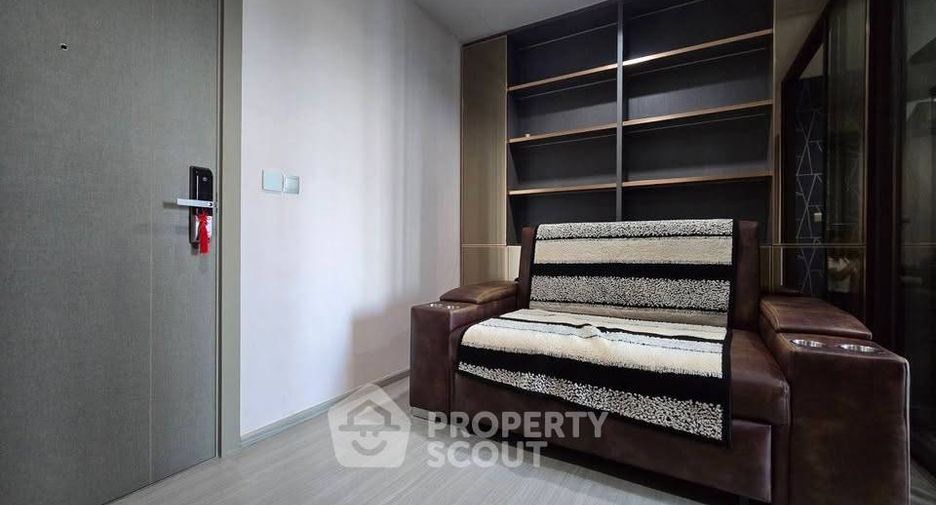 Condo en alquiler de 1 habitaciones en Huai Khwang, Bangkok