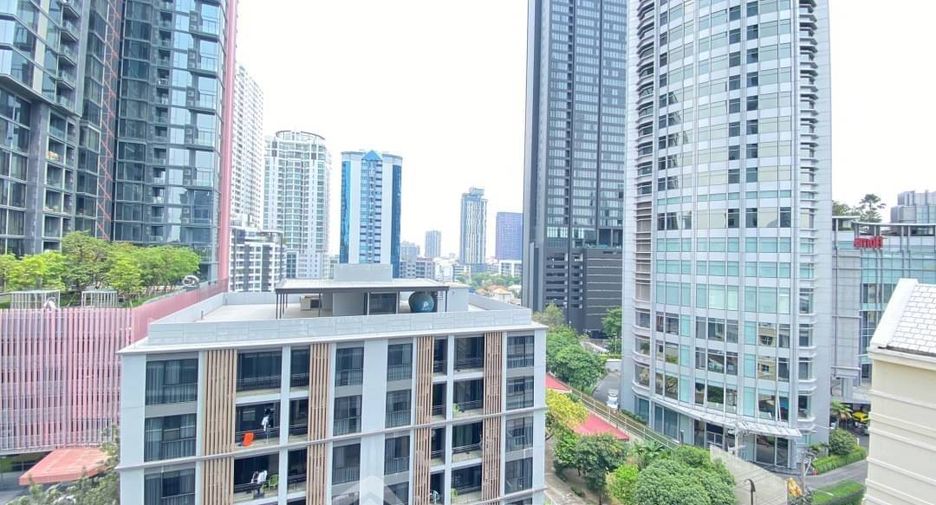 For rent 1 bed condo in Khlong Toei, Bangkok