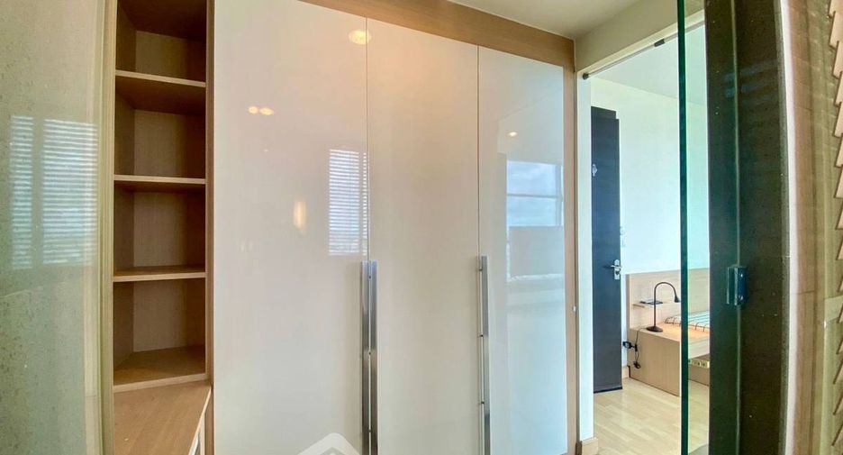 Wohnung zur Miete mit 1 Zimmer in Huai Khwang, Bangkok