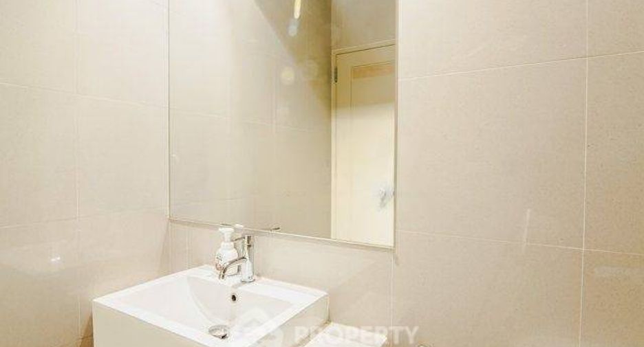 Condo en alquiler de 1 habitaciones en Khlong Toei, Bangkok