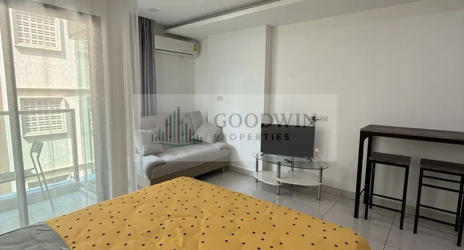 For sale studio condo in Pratumnak, Pattaya
