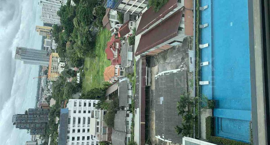 Condo en venta de 2 habitaciones en Khlong Toei, Bangkok