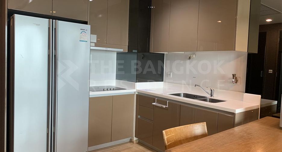 Condo en venta de 2 habitaciones en Khlong Toei, Bangkok