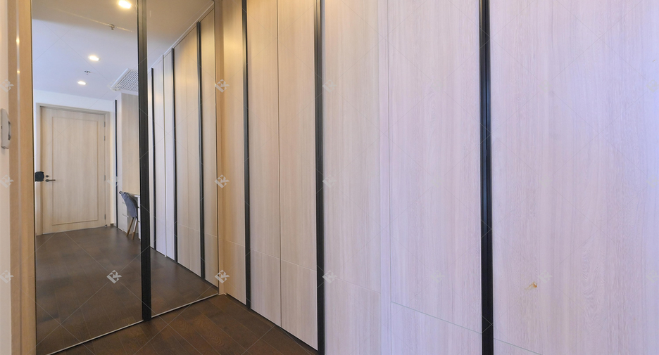À vendre 1 chambre condo à Khlong Toei, Bangkok