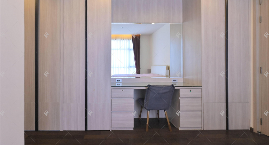 À vendre 1 chambre condo à Khlong Toei, Bangkok