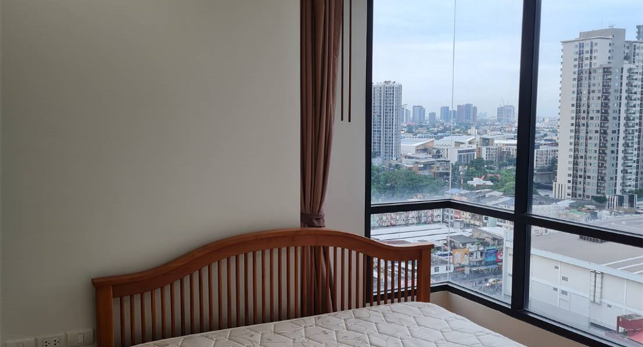 À vendre 2 chambres condo à Phra Khanong, Bangkok
