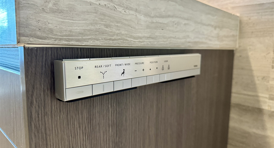Condo en alquiler de 2 habitaciones en Khlong Toei, Bangkok