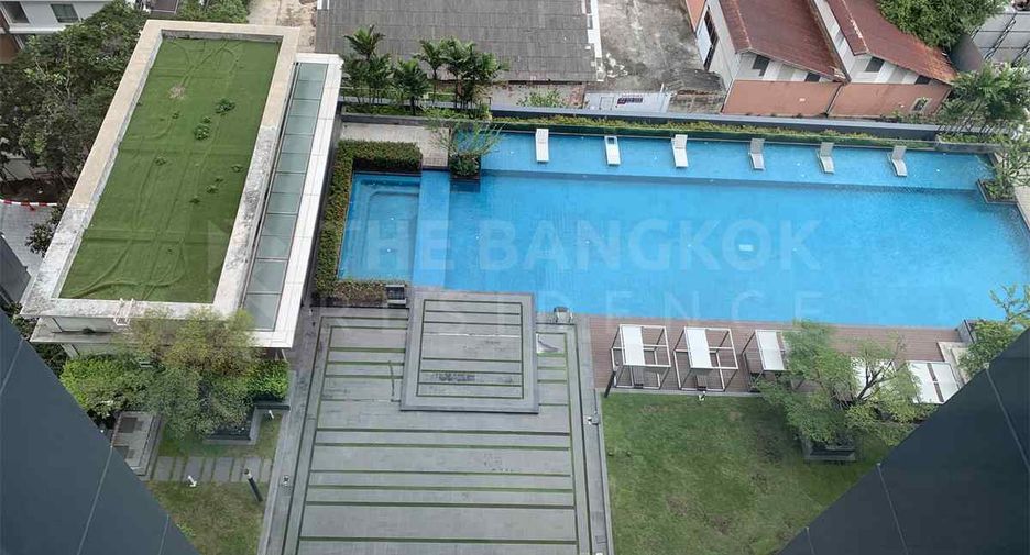 Condo en alquiler de 2 habitaciones en Khlong Toei, Bangkok