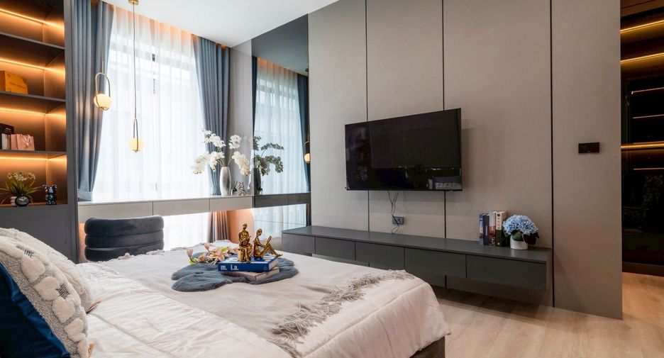 For sale 4 bedrooms villa in East Pattaya, Pattaya