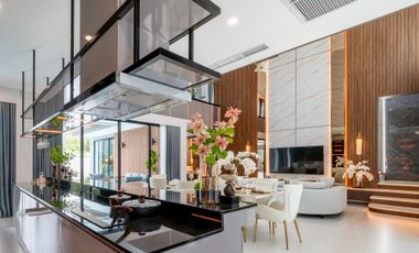 For sale 4 bedrooms villa in East Pattaya, Pattaya
