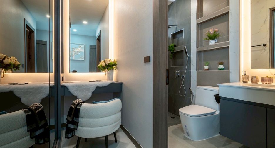 For sale 4 bedrooms villa in East Pattaya, Pattaya