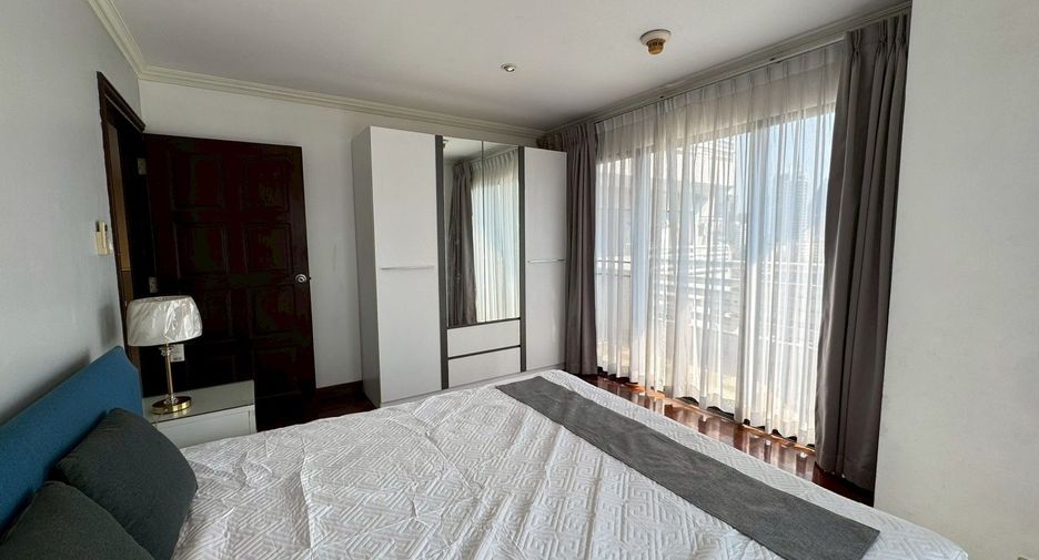 For rent and for sale 3 bedrooms condo in Watthana, Bangkok