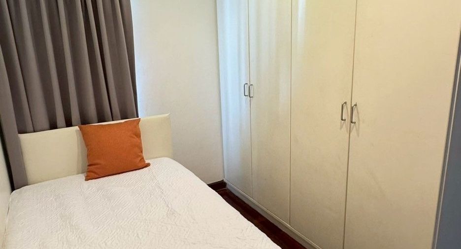 For rent and for sale 3 bedrooms condo in Watthana, Bangkok