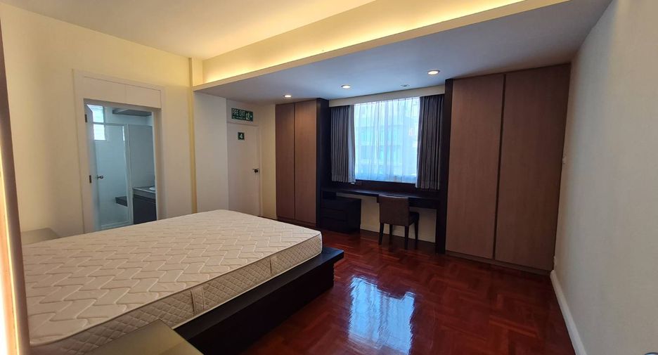 Wohnung zur Miete mit 4 Zimmer in Khlong Toei, Bangkok