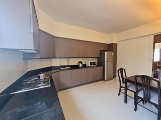 Wohnung zur Miete mit 4 Zimmer in Khlong Toei, Bangkok