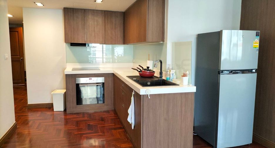 For rent 1 bed condo in Khlong Toei, Bangkok