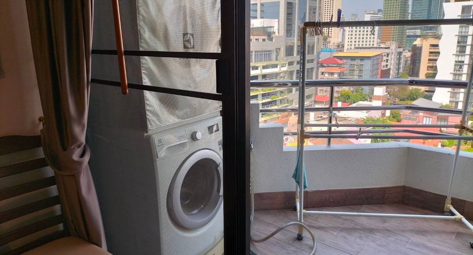 For rent 1 bed condo in Khlong Toei, Bangkok