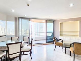 À louer 2 chambres condo à Khlong Toei, Bangkok