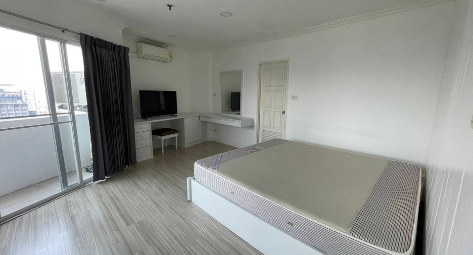À louer 2 chambres condo à Watthana, Bangkok