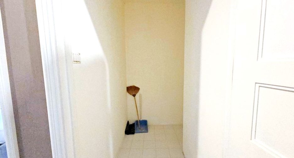 Condo en alquiler de 3 habitaciones en Khlong Toei, Bangkok