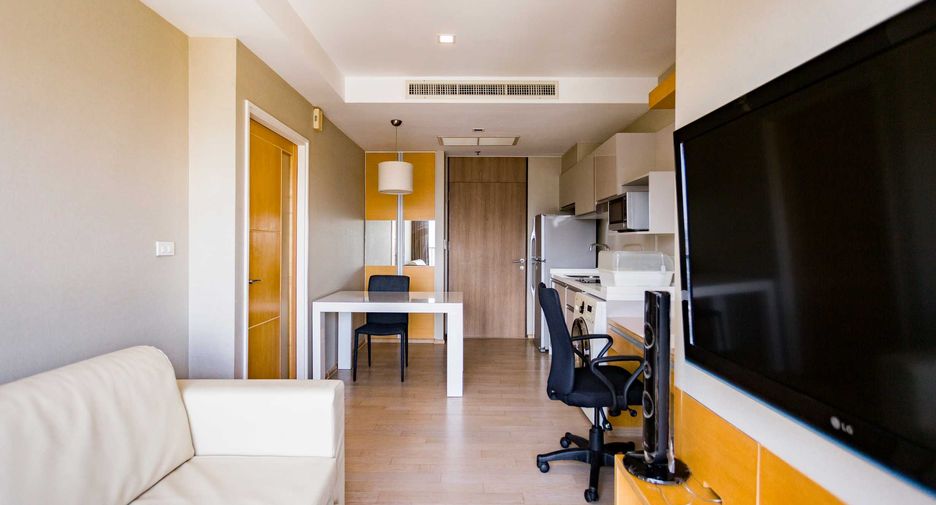 For rent 1 bed condo in Khlong Toei, Bangkok