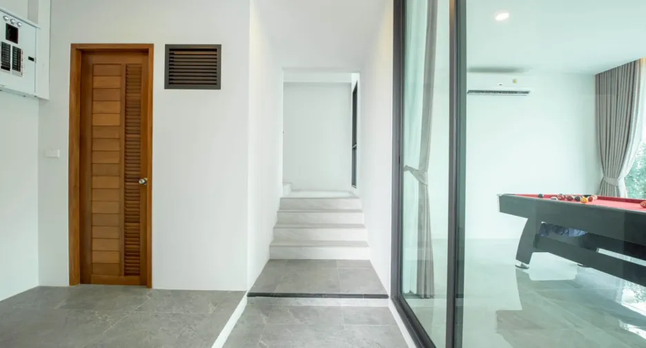 For sale 5 bedrooms villa in Huay Yai, Pattaya