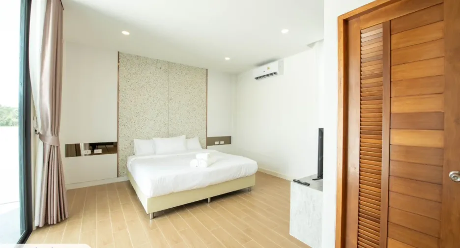 For sale 5 bedrooms villa in Huay Yai, Pattaya