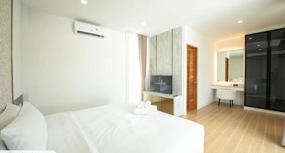 For sale 5 bedrooms villa in Huay Yai, Pattaya