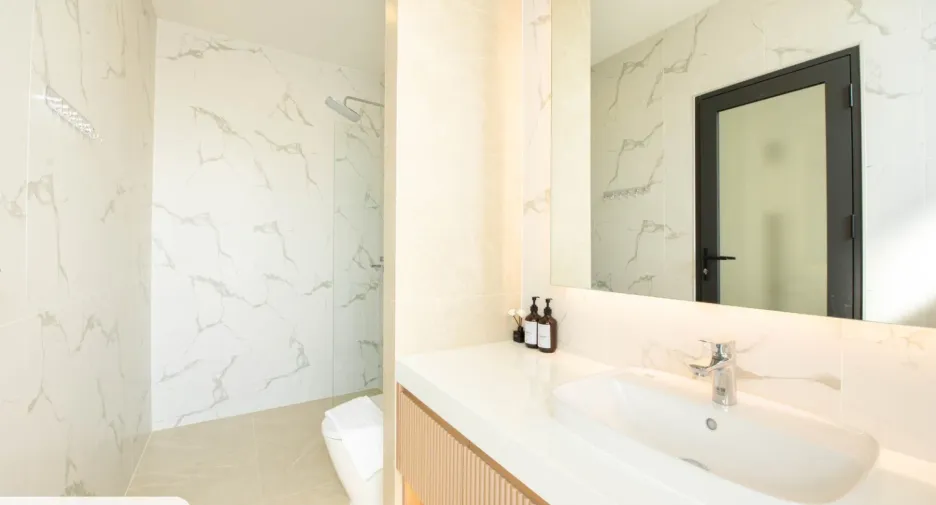 For sale 5 bedrooms villa in Huay Yai, Pattaya