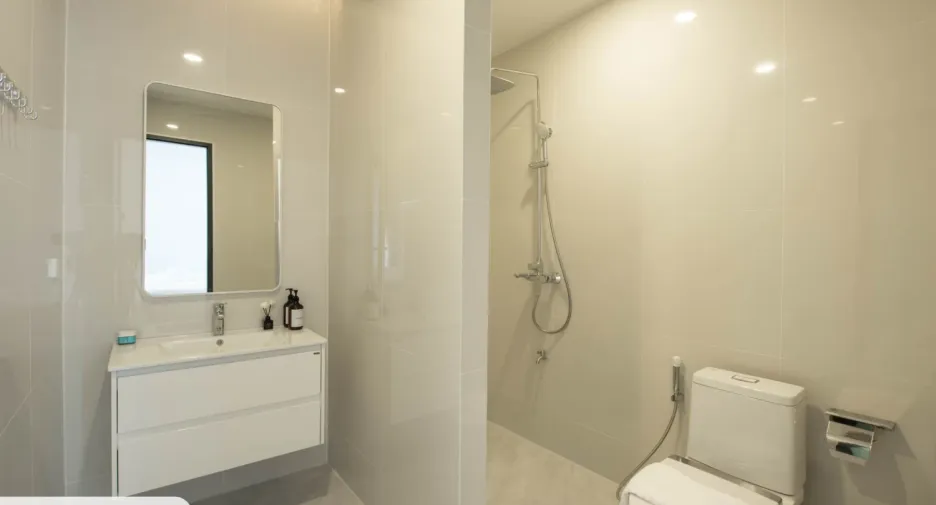 For sale 5 bedrooms villa in Huay Yai, Pattaya