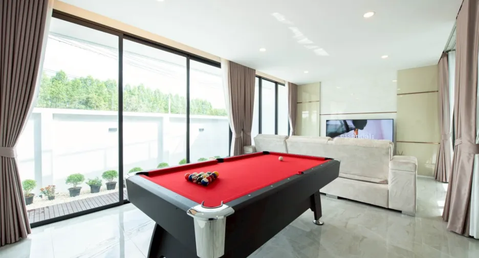 For sale 5 bedrooms villa in Huay Yai, Pattaya