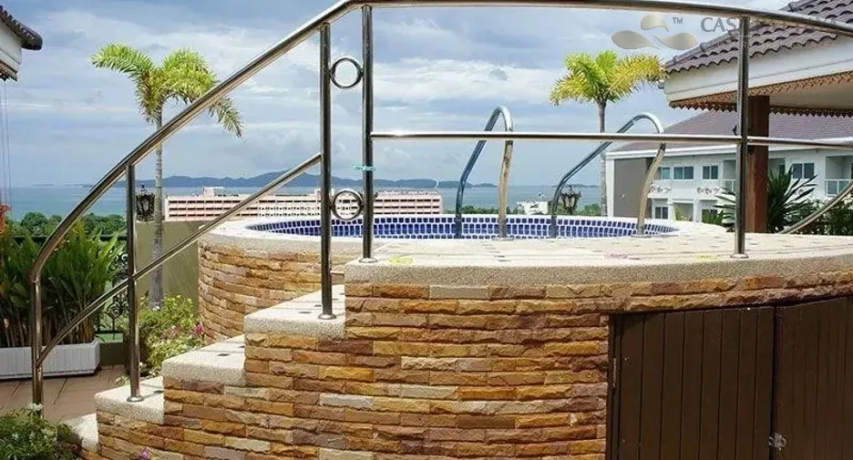 For sale スタジオ condo in Pratumnak, Pattaya