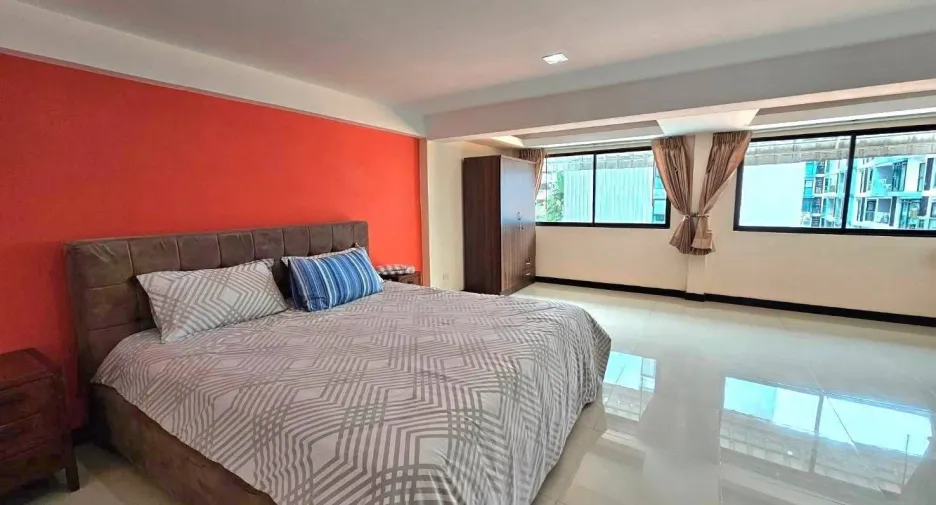 For sale 7 bedrooms hotel in Pratumnak, Pattaya