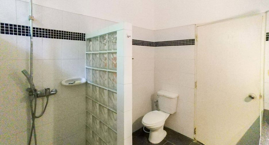 Продажа 5 спальни отель в Ханг Донг, Чианг Маи