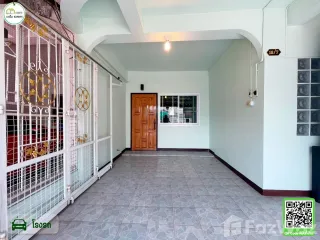 出售 2 卧室 联排别墅 在 Mueang Uttaradit, Uttaradit