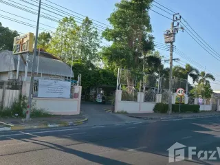 出租 12 卧室 办公室 在 Mueang Nonthaburi, Nonthaburi