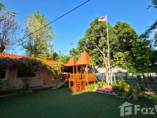 Gewerbefläche zur Miete mit 12 Zimmer in Mueang Nonthaburi, Nonthaburi