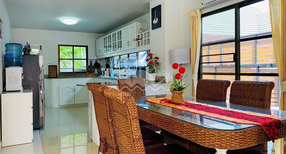 For rent 6 bedrooms house in East Pattaya, Pattaya
