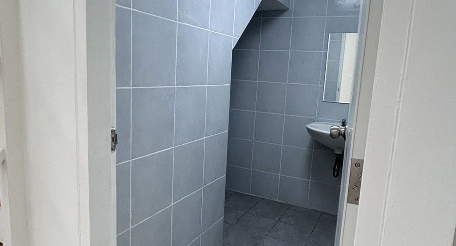 Продажа 3 спальни таунхаус в Phutthamonthon, Накхонпатхом