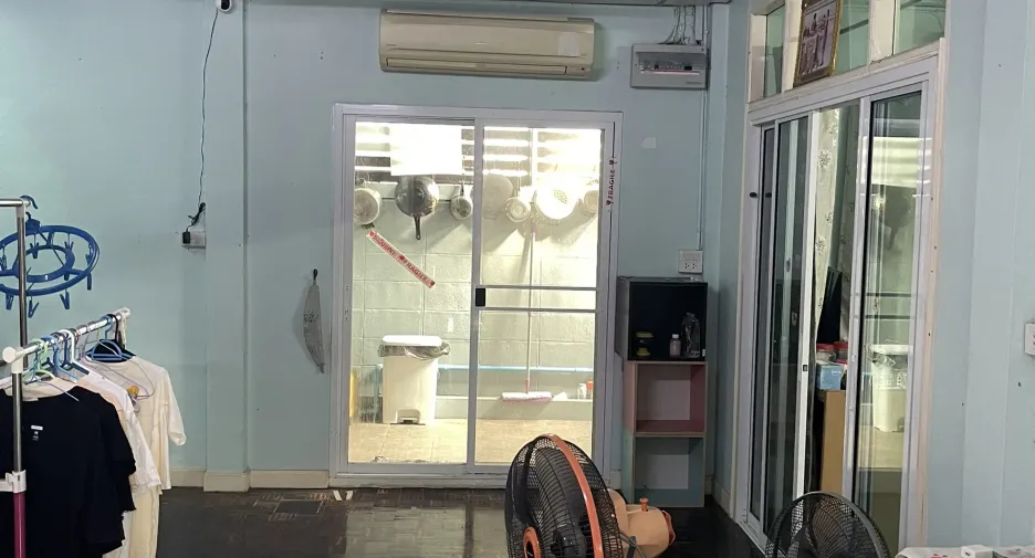 Casa en venta de 3 habitaciones en Bang Sue, Bangkok