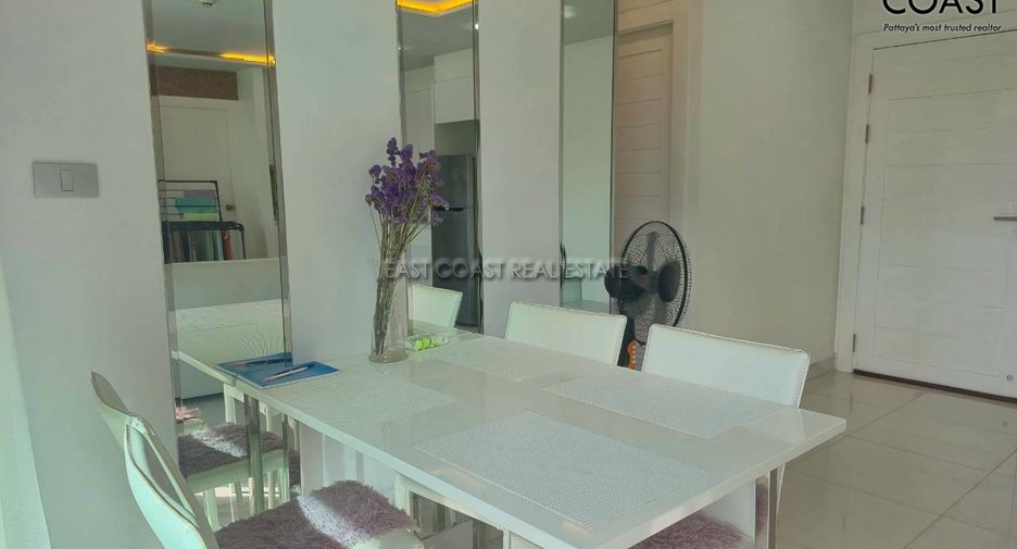 Продажа 2 спальни кондо в Йомтиен, Паттайя
