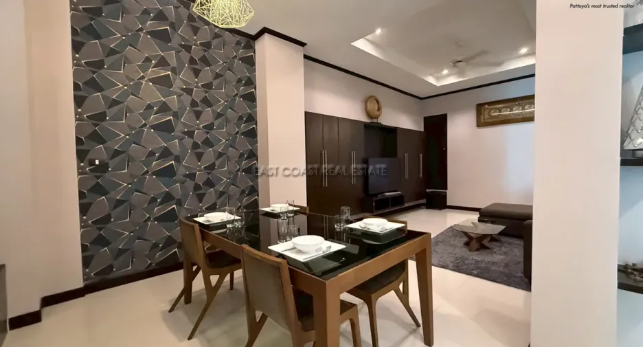 For rent 2 bedrooms condo in Bang Lamung, Chonburi