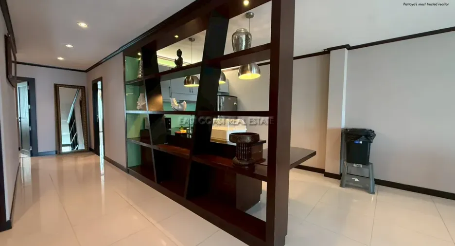 For rent 2 bedrooms condo in Bang Lamung, Chonburi