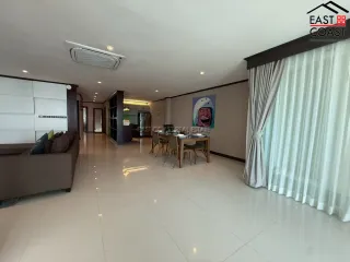 For rent 2 bedrooms condo in Bang Lamung, Chonburi