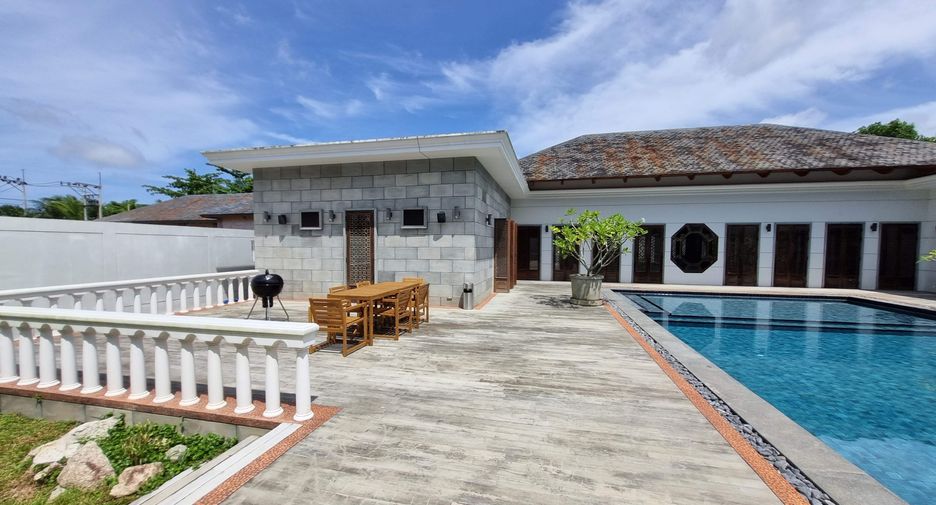 For sale 5 bedrooms villa in Thalang, Phuket