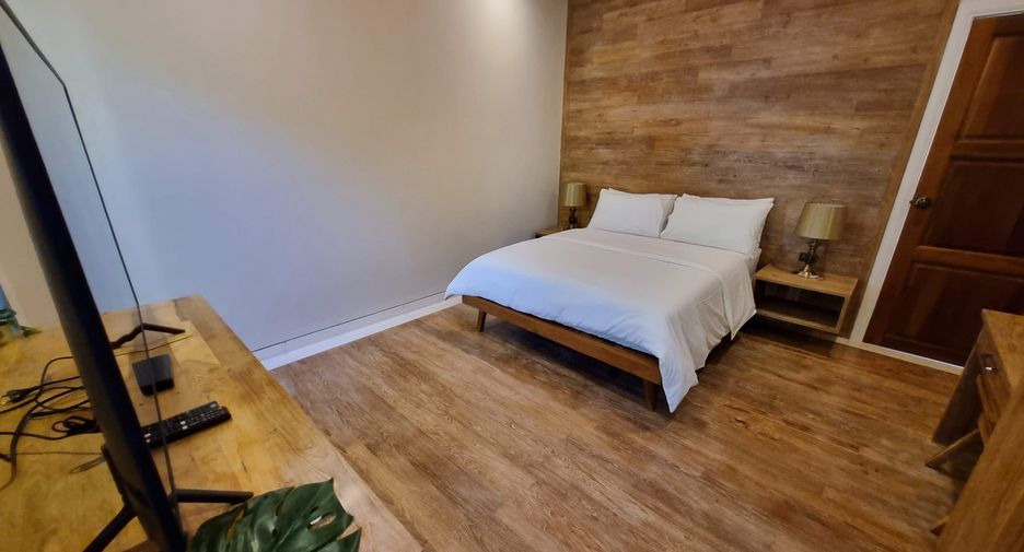 For sale 5 bedrooms villa in Thalang, Phuket