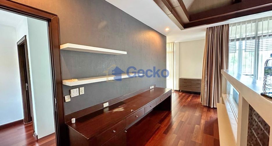 For sale 4 ベッドルーム house in East Pattaya, Pattaya