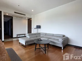 Condo en alquiler de 2 habitaciones en Yan Nawa, Bangkok