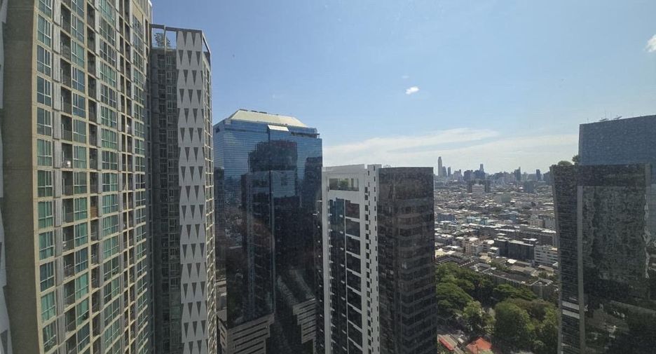 For rent 2 ベッドルーム condo in Huai Khwang, Bangkok