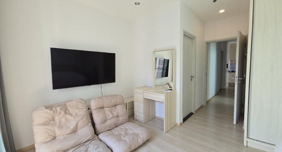 For rent 2 ベッドルーム condo in Huai Khwang, Bangkok